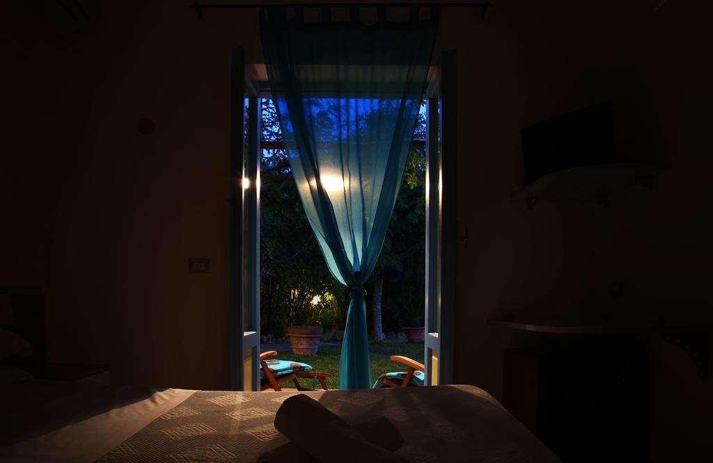 Hotel Solcalante Procida Habitación foto
